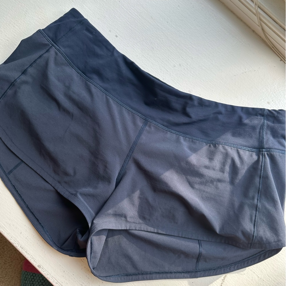 EUC Lululemon Speed Up Low Rise 2.5”